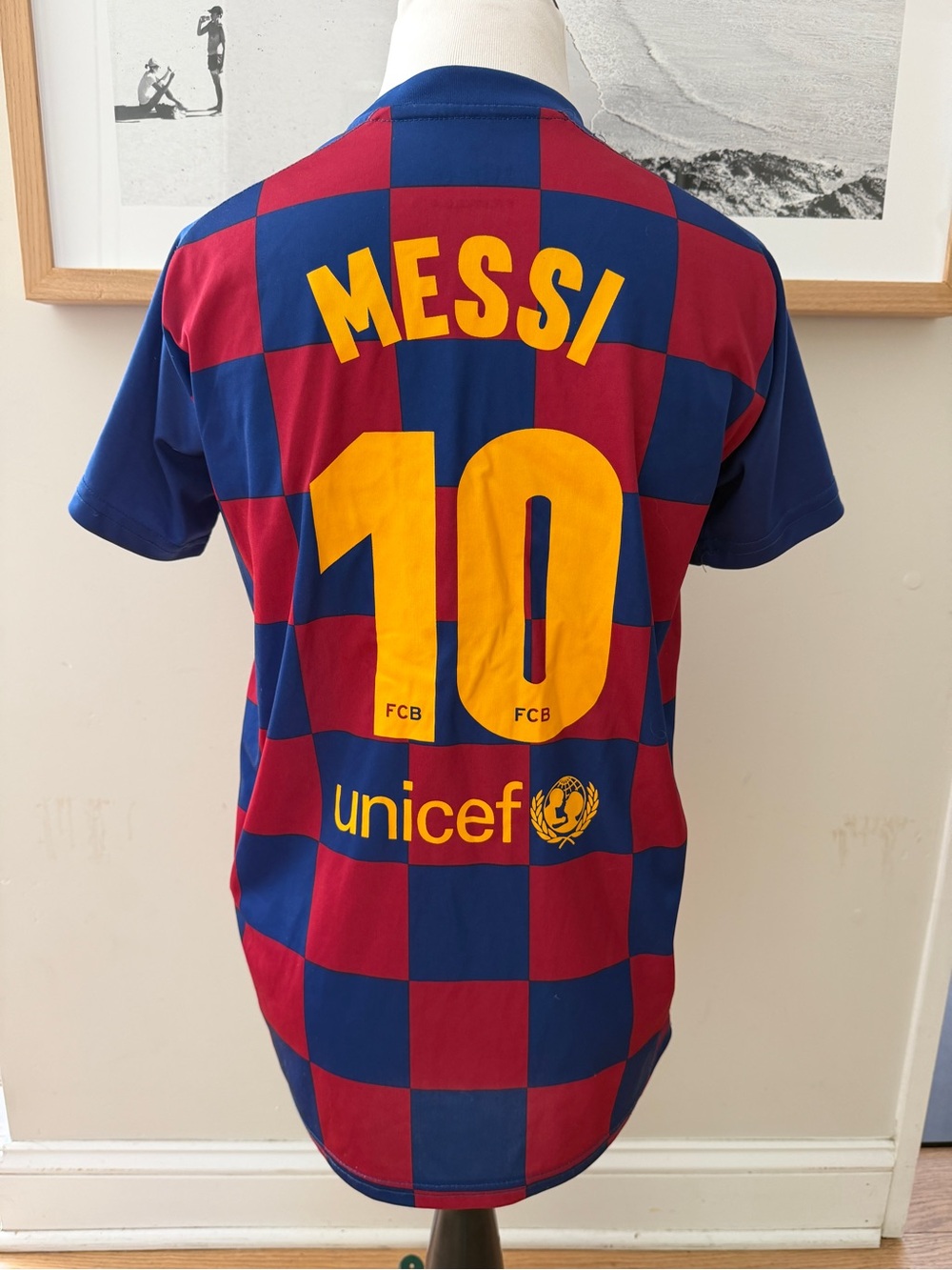 FC Barcelona Messi Jersey - Size 14